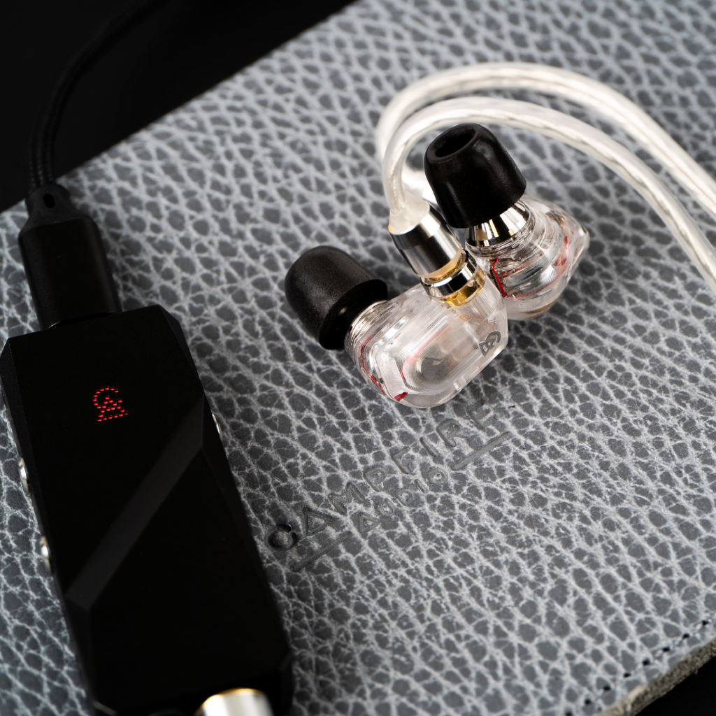 【美品】Campfire Audio Iris ハイブリッドデザイン インイヤー Iris | Hybrid IEM | Rich Bass & Energy | Campfire Audio
