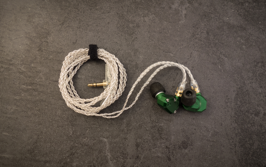 A TRULY INCREDIBLE EARPHONE - AUDIOPHILE ON