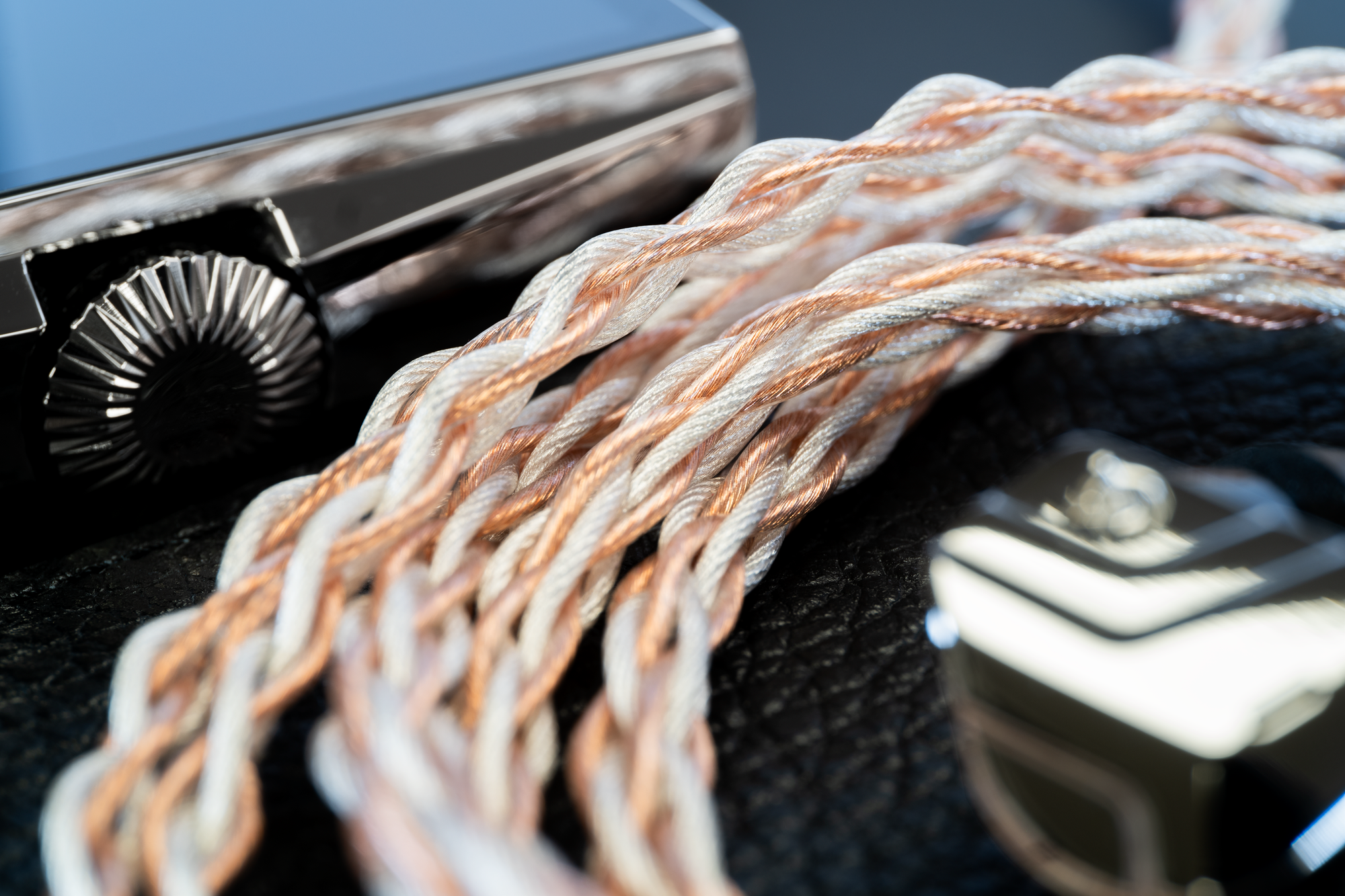 MEZE AUDIO | Rai Series MMCX Cable | Headphones HiFi Cable Replacement