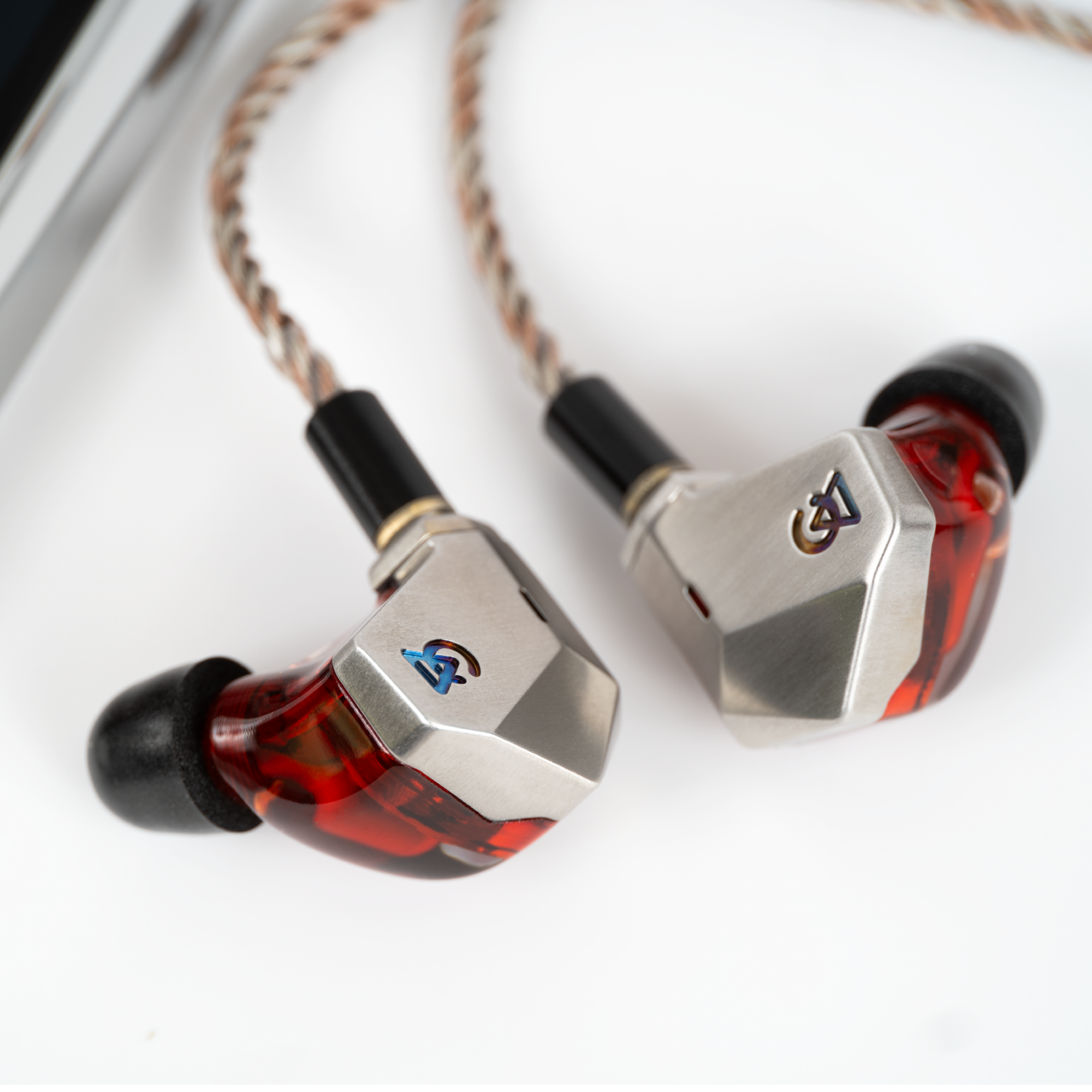 Grand Luna - Planar Hybrid IEM