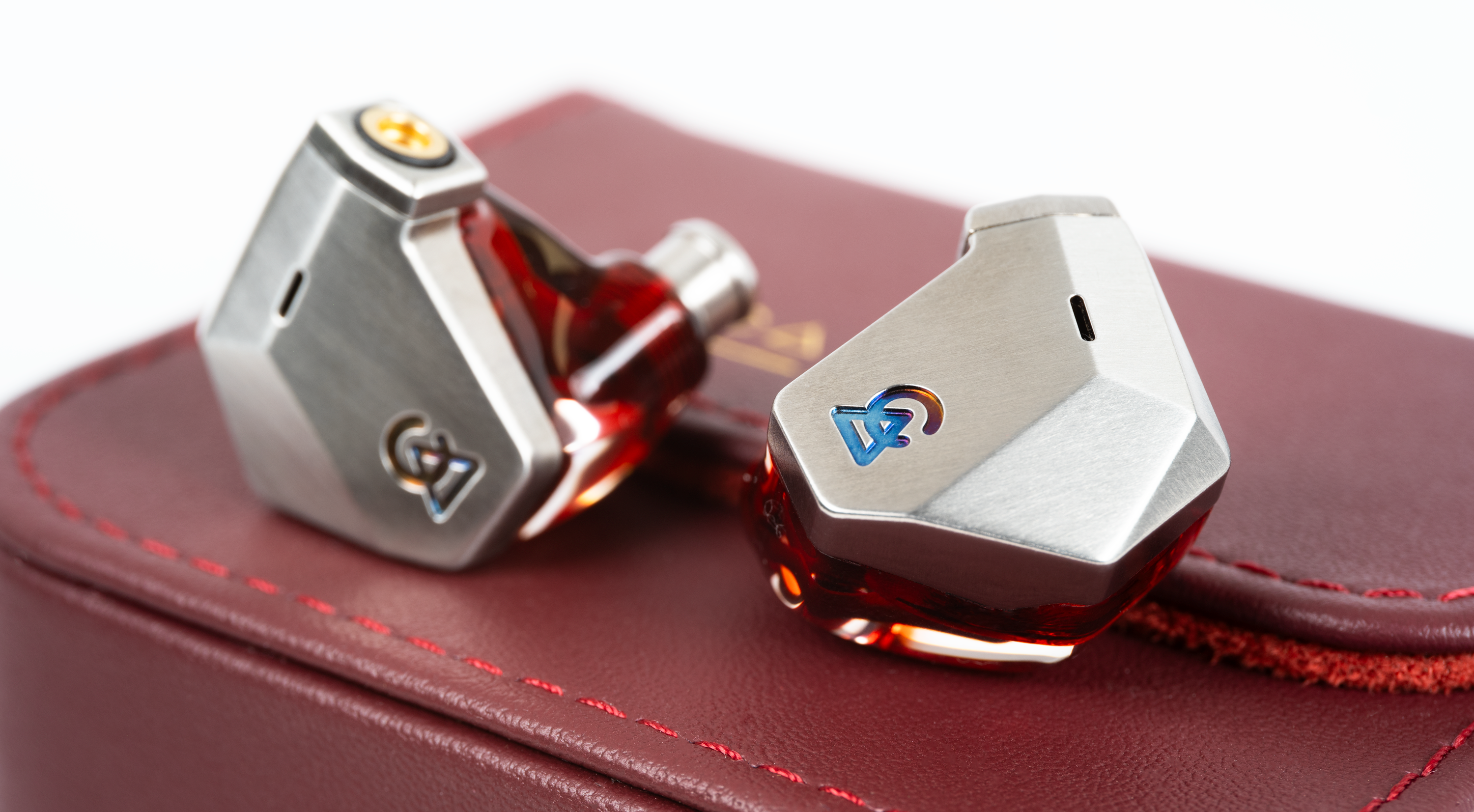 Grand Luna – Campfire Audio